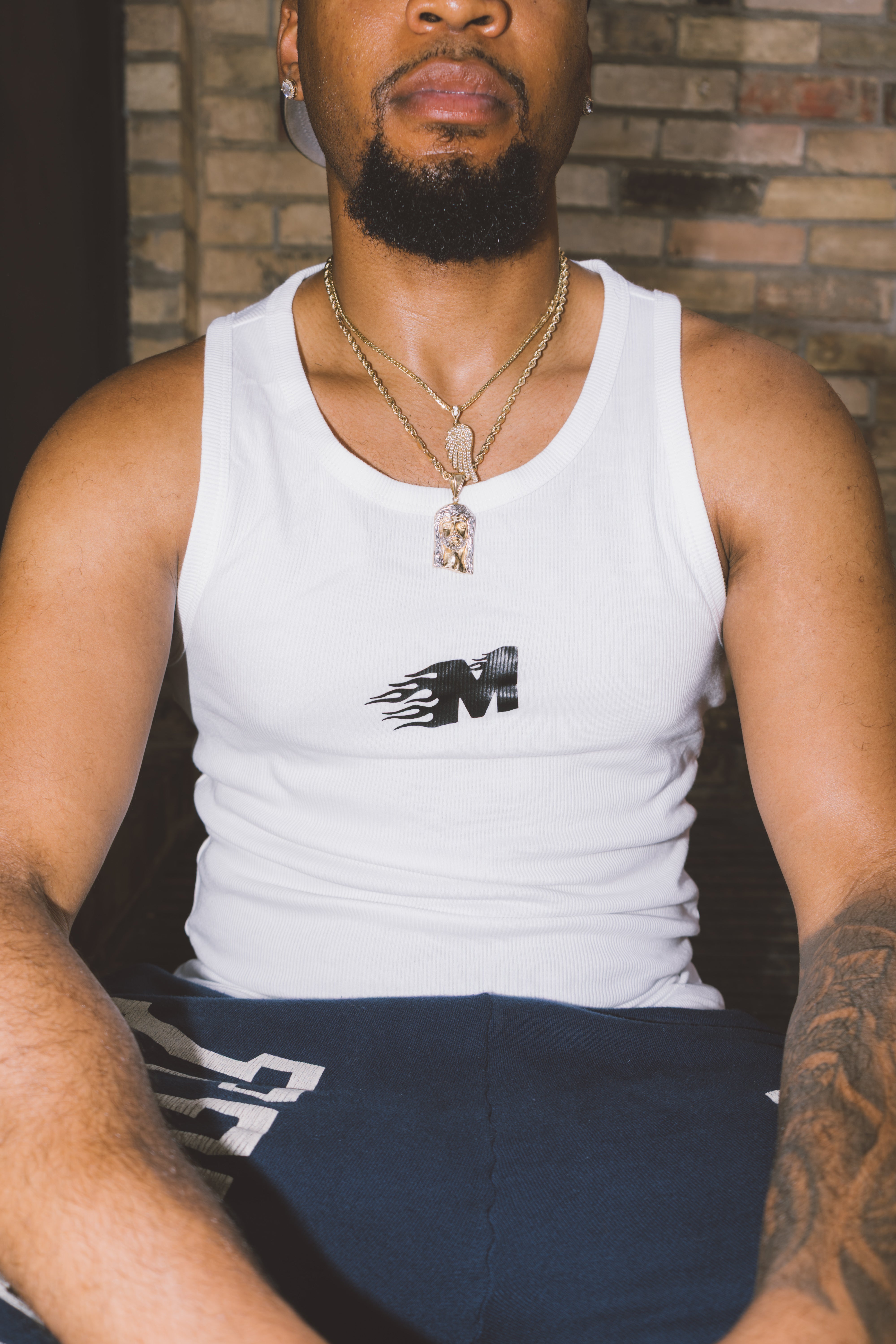 White Plain Tank